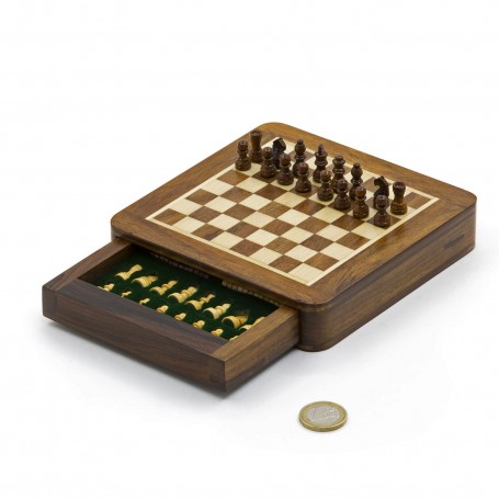 Squared magnetic chess set in natural wood - with drawer